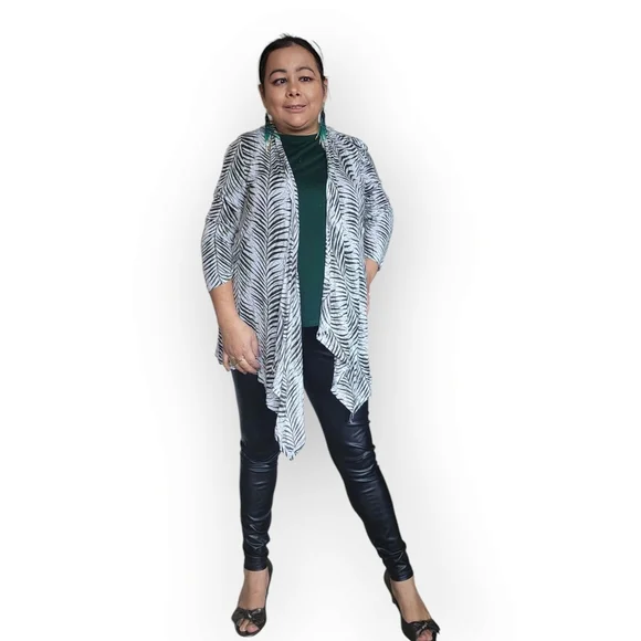 Chic Zebra Pattern Drape Cardigan - Picture 6 of 13